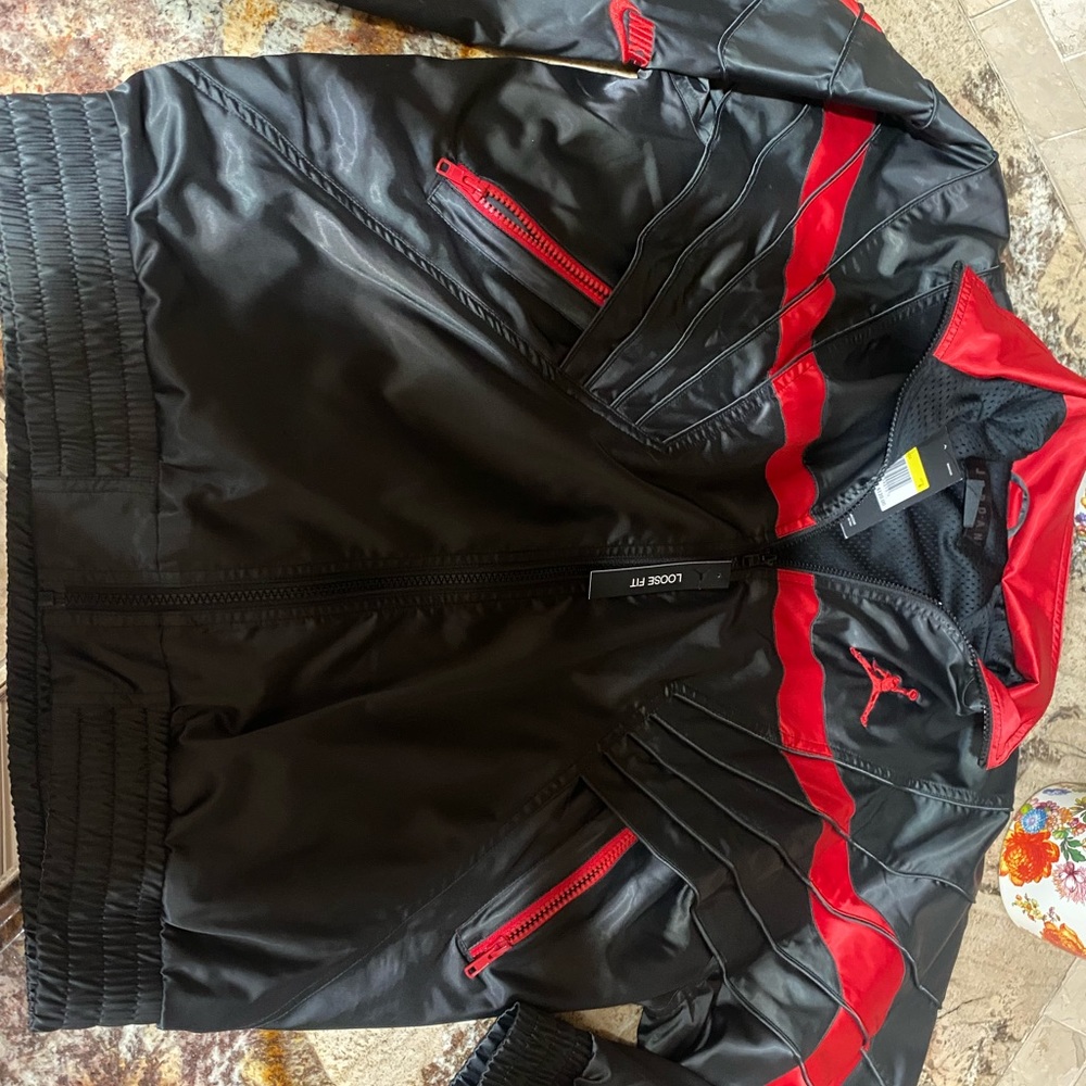 Nike, Jordan puffer jacket brand new.